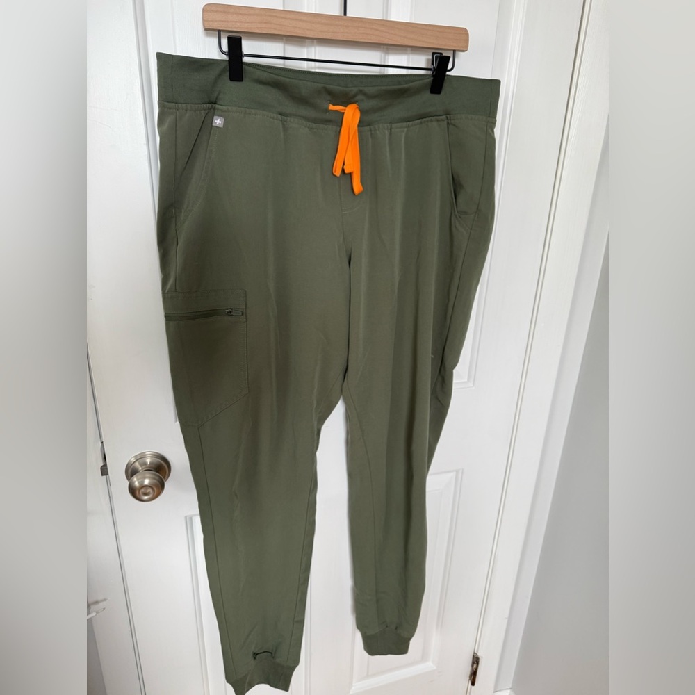 FIGS pants